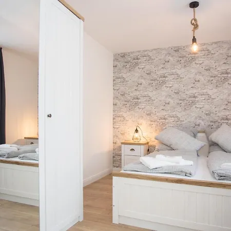 Deluxe - Sauna & Pool - Free Parking