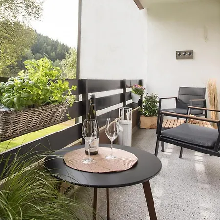 アパート Deluxe - Sauna & Pool - Free Parking