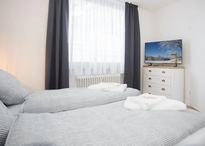 Apartament Deluxe - Sauna & Pool - Free Parking